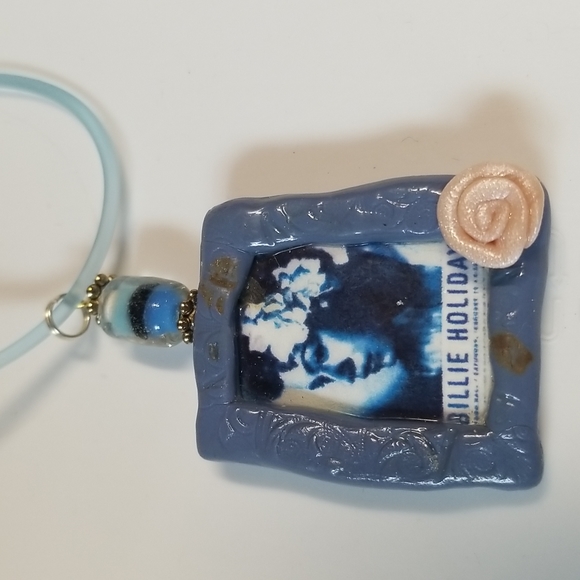 Vintage Necklace - Picture 3 of 3